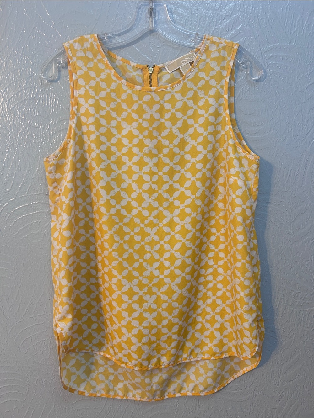 Michael Kors Yellow and White PatternSleeveless Top